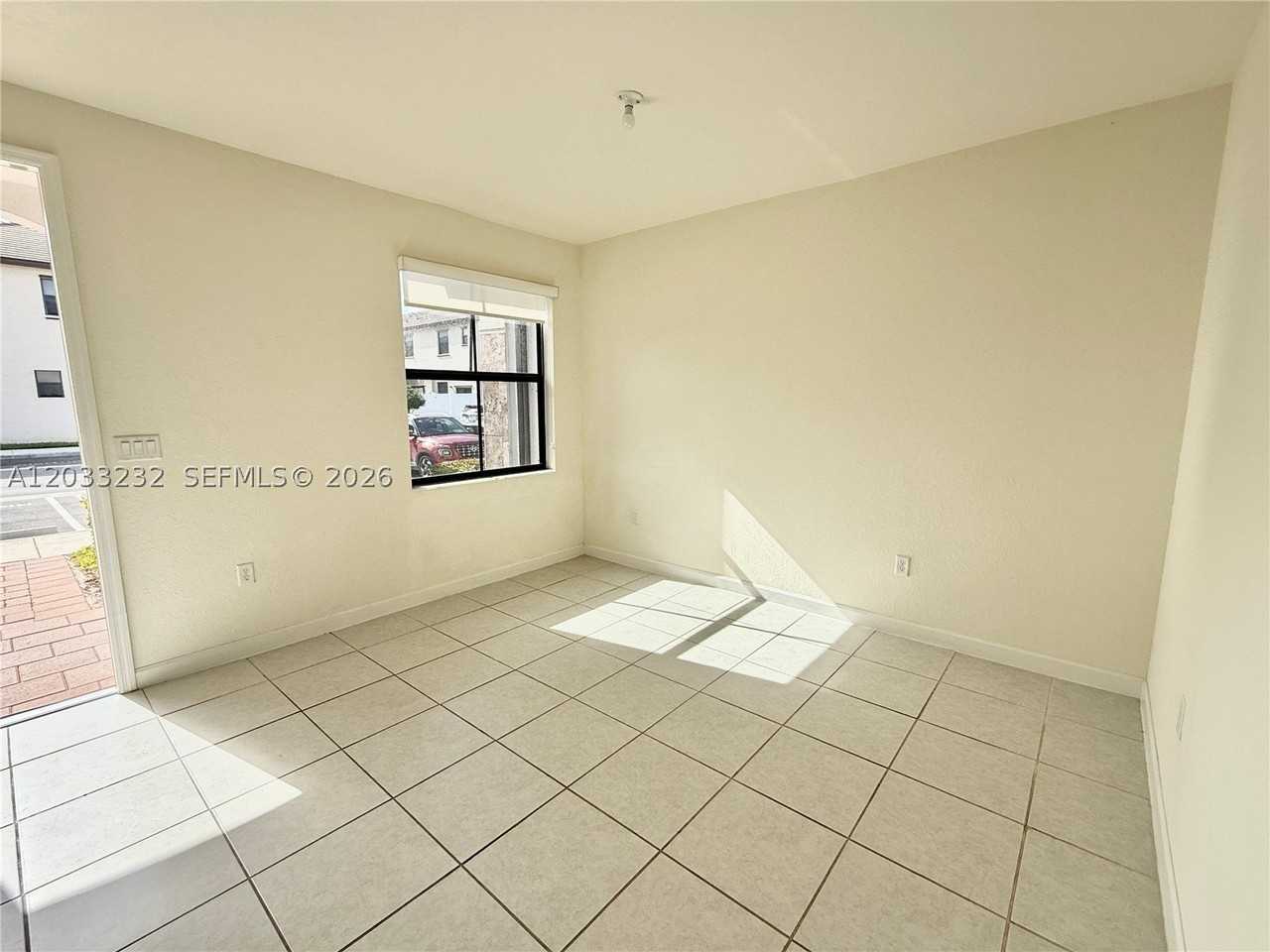 11119 W 34th Way #11119 - Photo 3 of 20