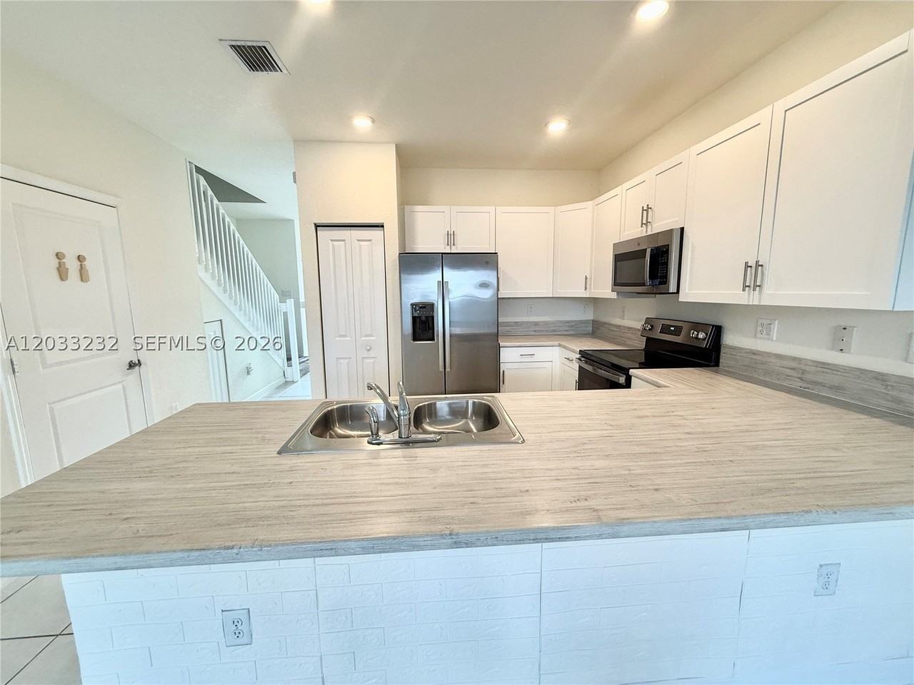 11119 W 34th Way #11119 - Photo 4 of 20