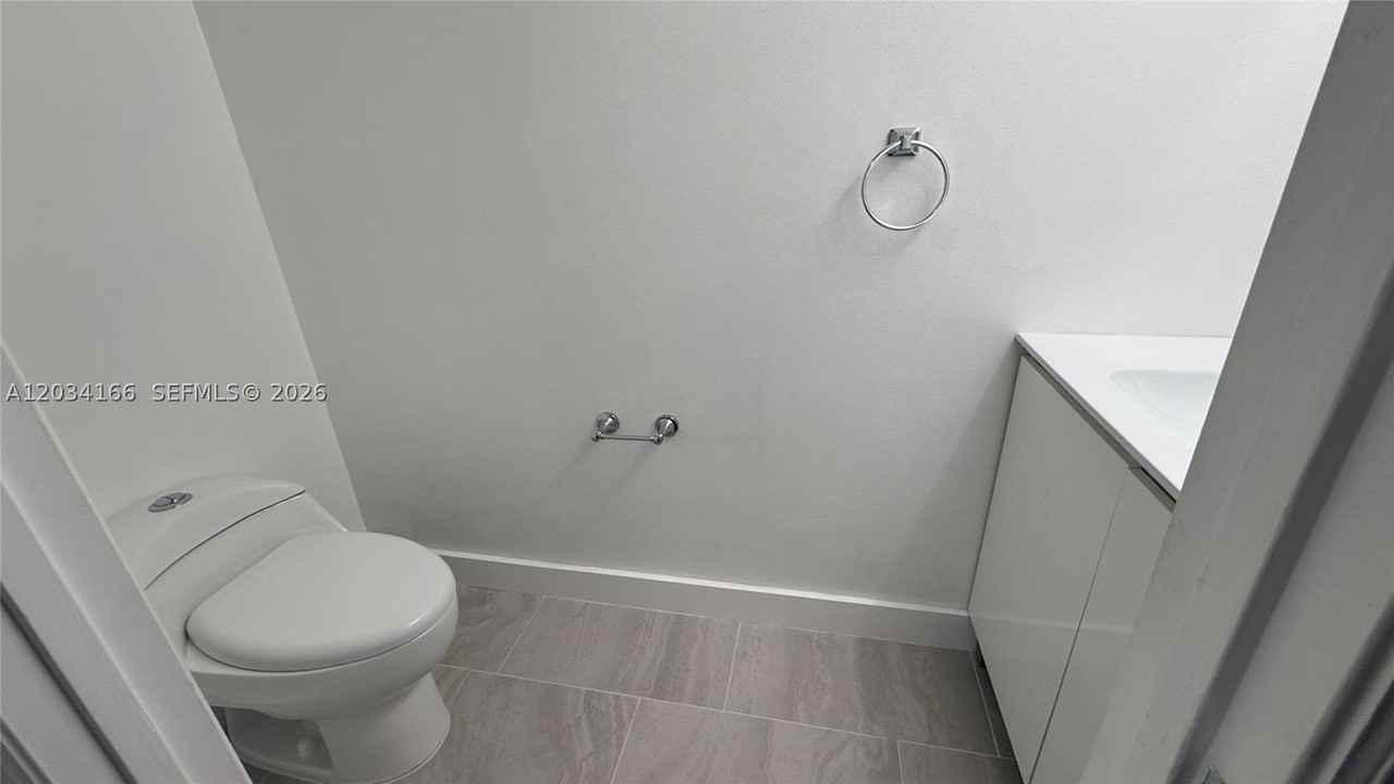 1564 Veracruz Ln #1564 - Photo 7 of 17