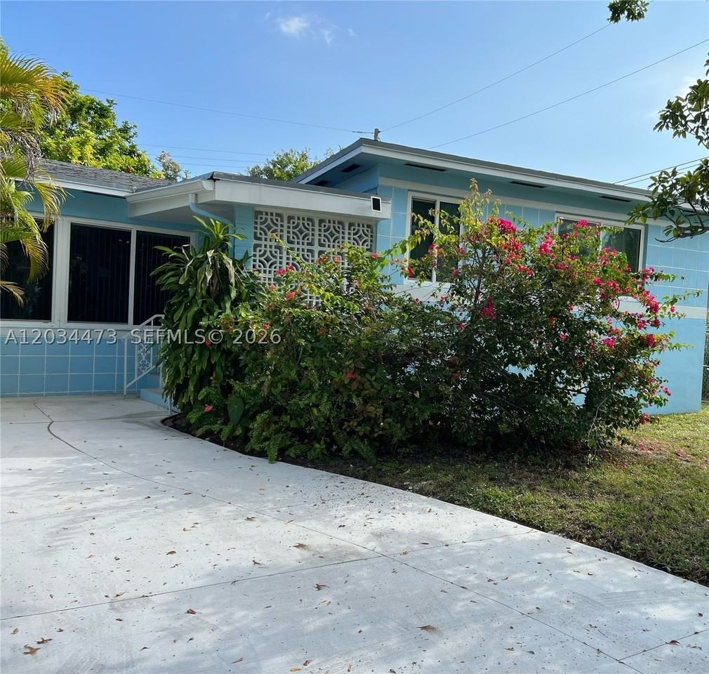 12115 Ne Miami Ct #0 - Photo 2 of 20
