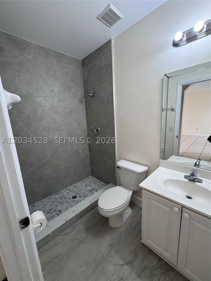 13372 Sw 143rd St - Photo 5 of 17