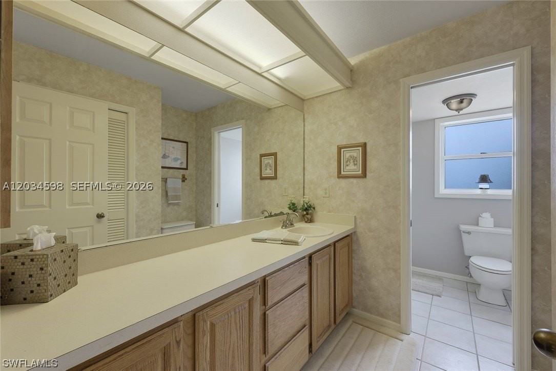 407 Sw 37th St #407 - Photo 6 of 17