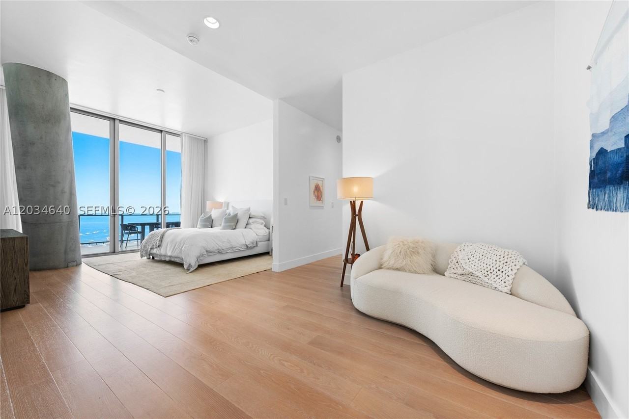 2669 S Bayshore Dr #1503N - Photo 6 of 40