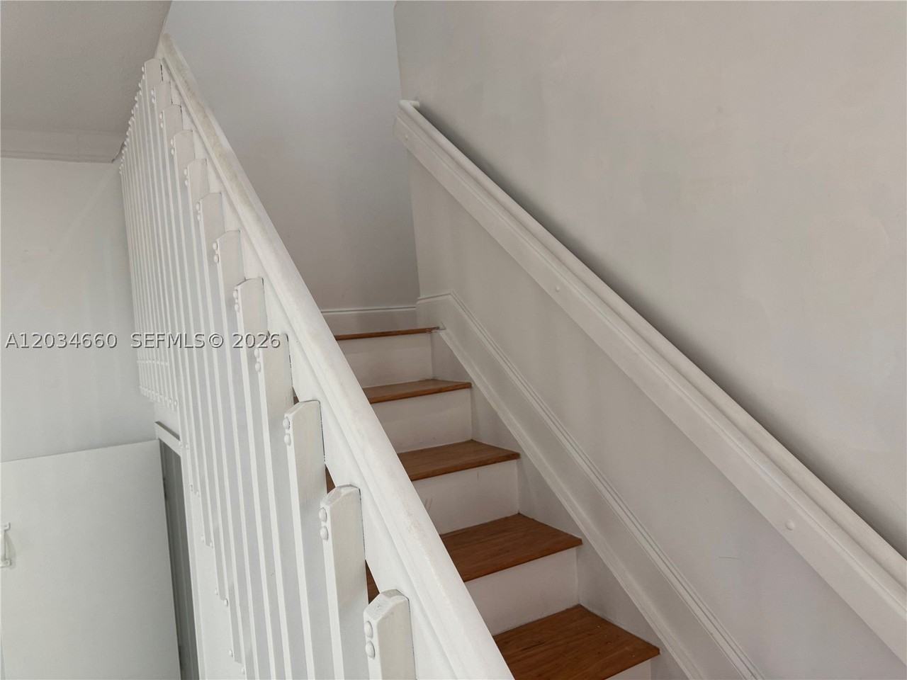 14213 Sw 126th Pl - Photo 6 of 11