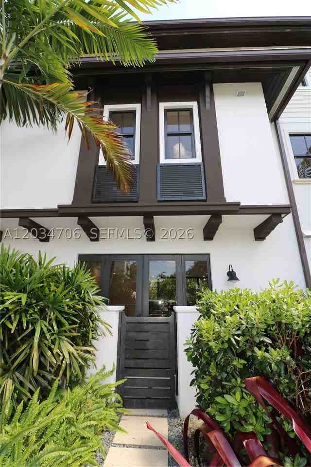 7504 Sw 100th St - Photo 5 of 26