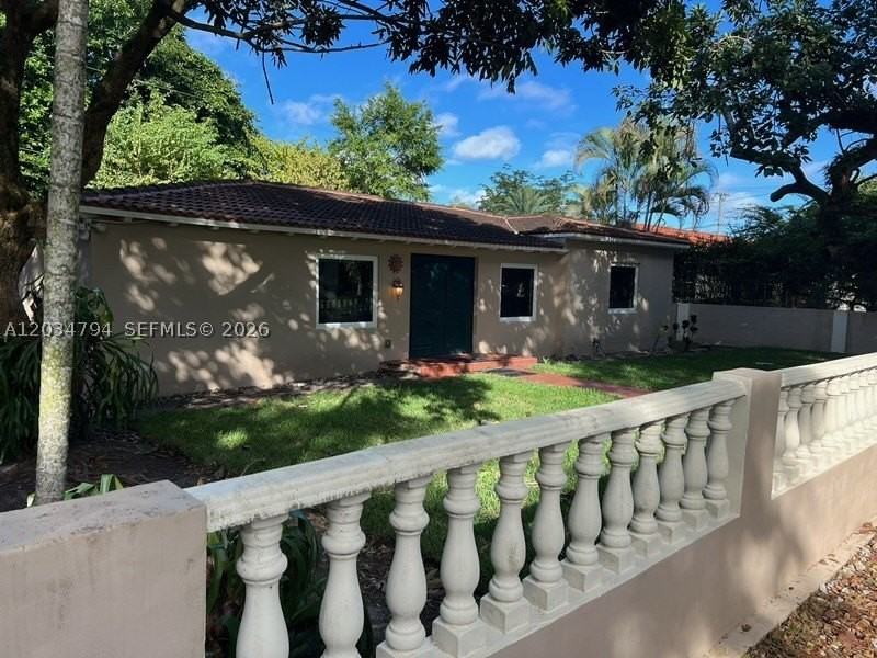 4427 Sw 16th St - Photo 2 of 18