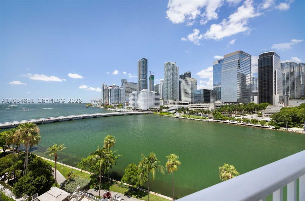 701 Brickell Key Blvd #901
