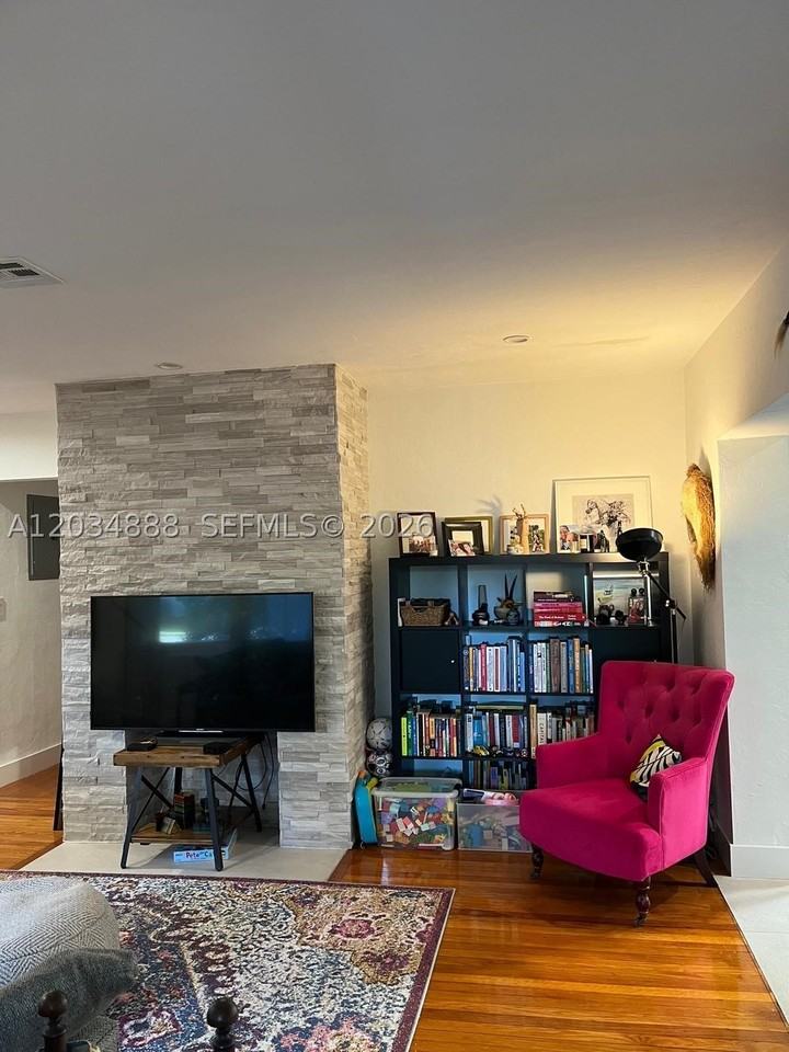 409 Daroco Ave - Photo 6 of 11