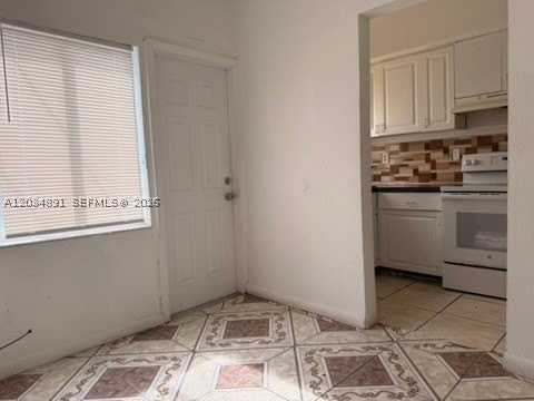 8447 Nw 4th Ave #8447 - Photo 7 of 20