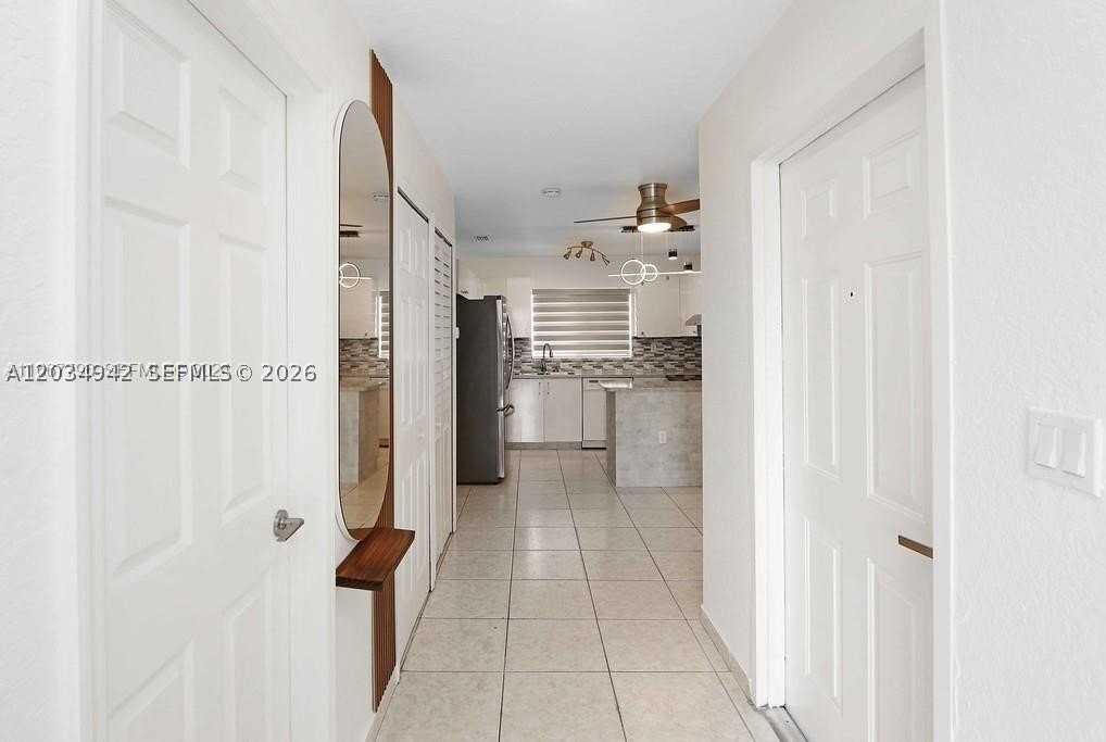 242 E 3rd St #205 - Photo 4 of 20