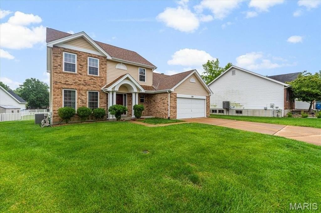 208 Kylewood Ct - Photo 3 of 50