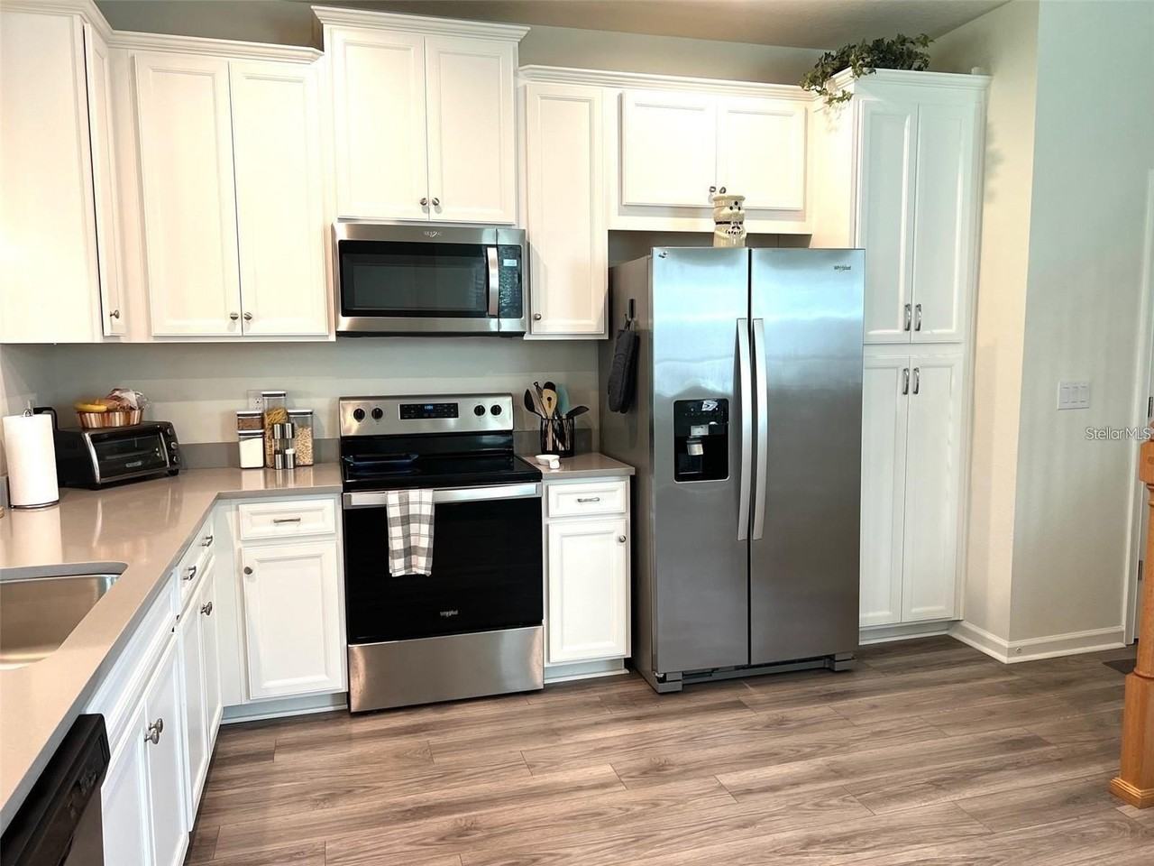 5546 Pleasantview Ct - Photo 4 of 20