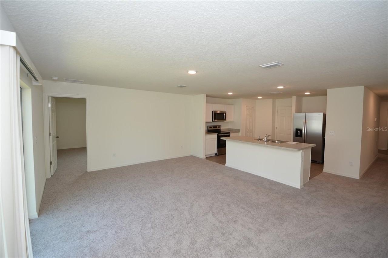 11 Roxland Ln - Photo 7 of 31