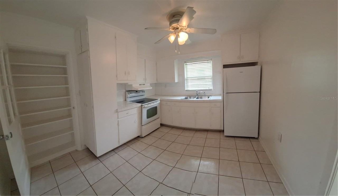 149 E Seminole Ave - Photo 5 of 13