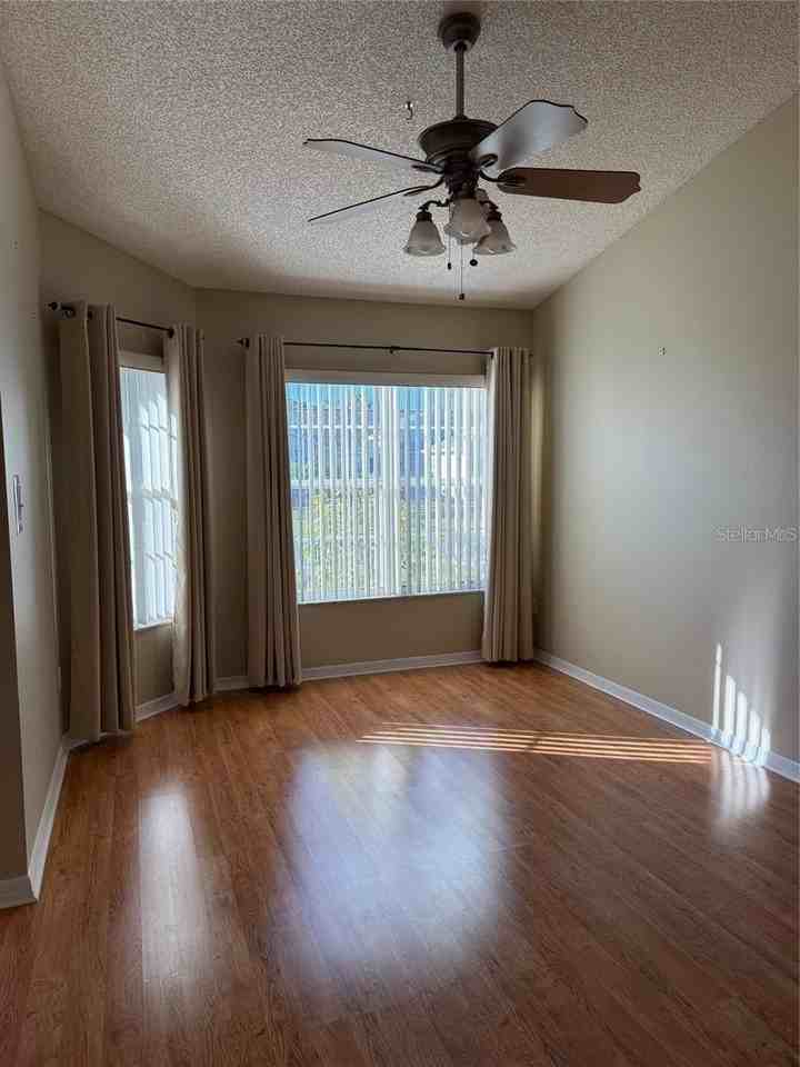 4501 River Ridge Dr - Photo 2 of 11