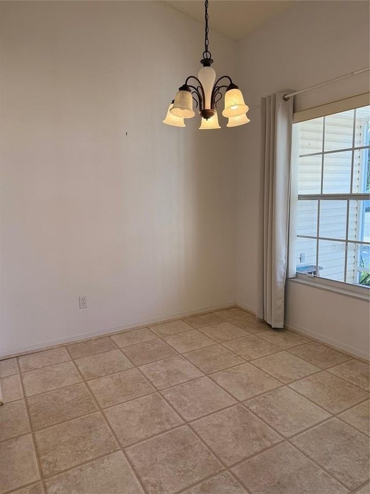 4501 River Ridge Dr - Photo 3 of 11
