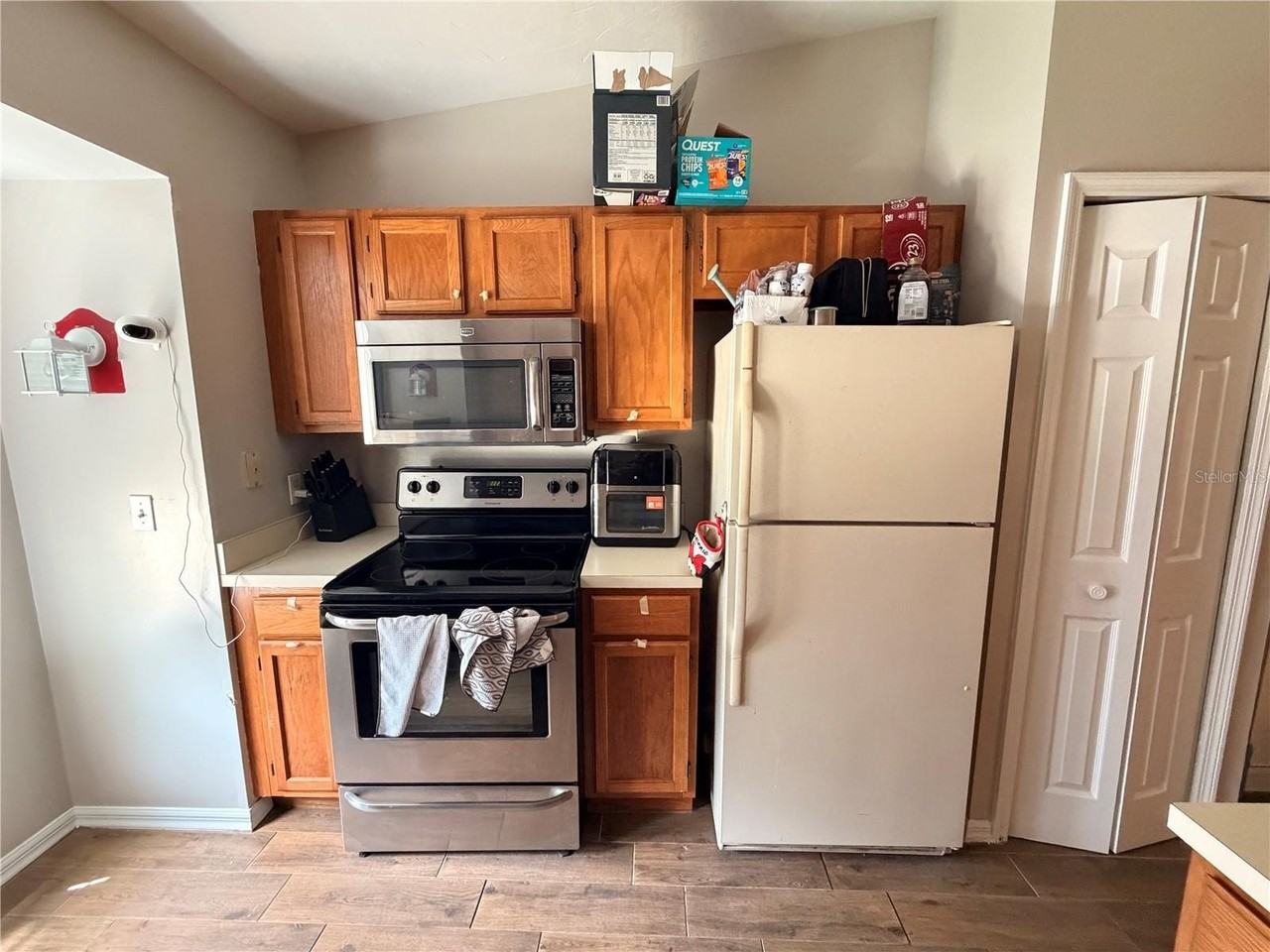 439 Nw 50th Blvd - Photo 6 of 14