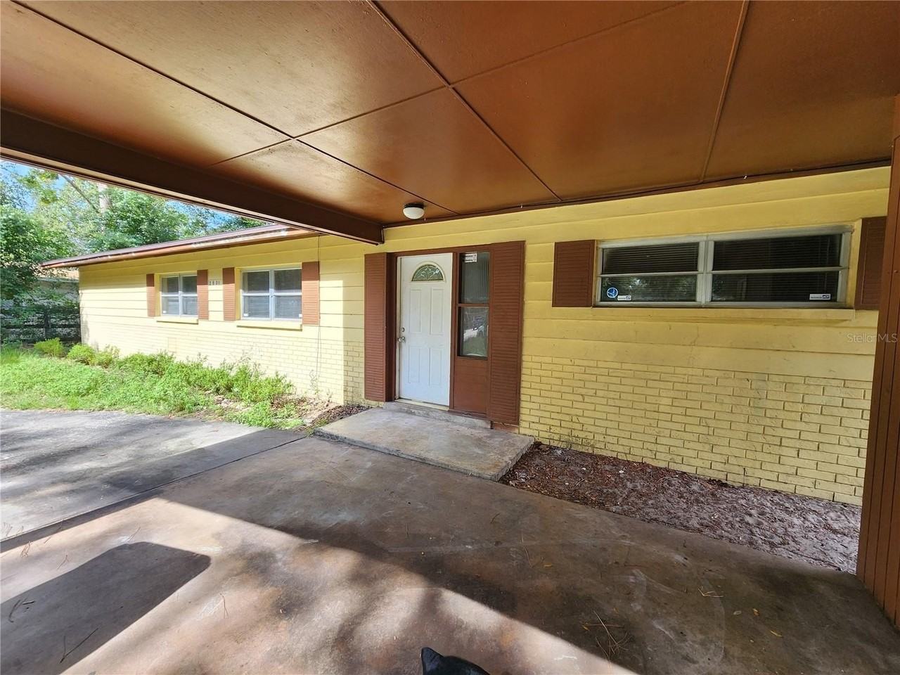 2831 Ne 17th Dr - Photo 5 of 16