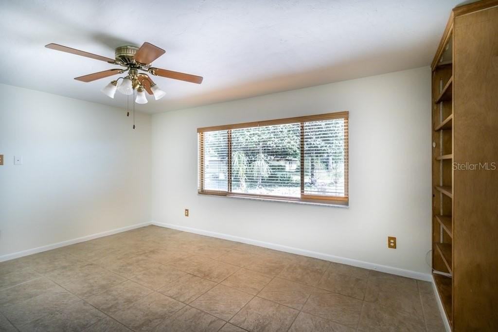 3426 Nw 40th St - Photo 2 of 50