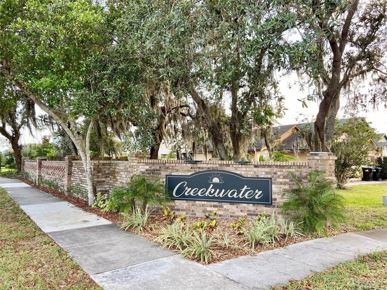 1215 Creekbottom Cir - Photo 2 of 28