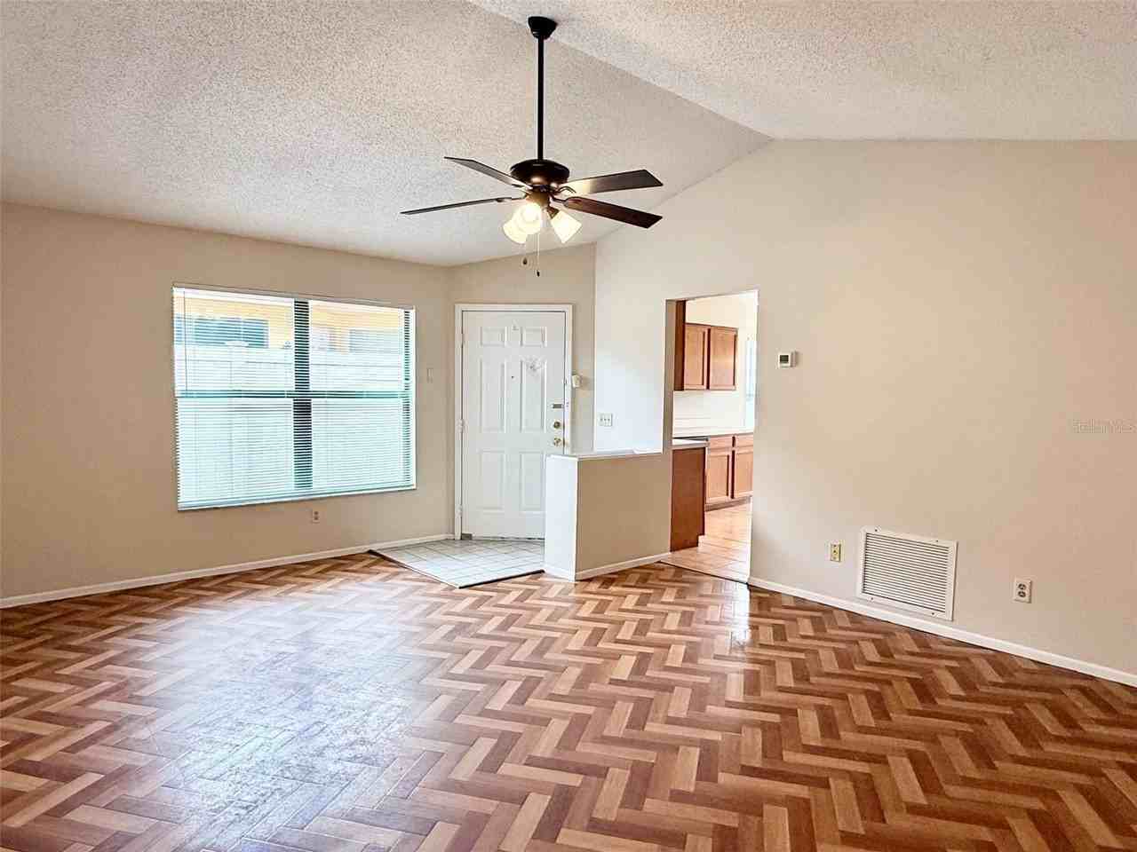 1215 Creekbottom Cir - Photo 5 of 28