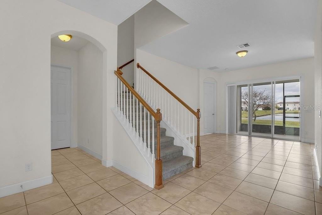 2121 Painter Ln - Photo 4 of 32