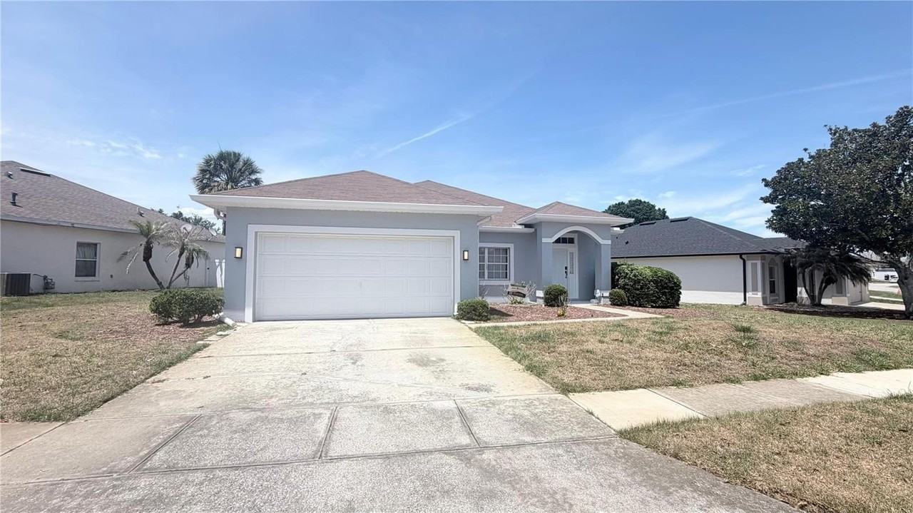 906 Berwick Dr - Photo 4 of 50