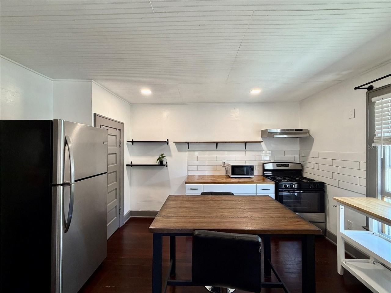 1057 7th Ave N #3 - Photo 5 of 18