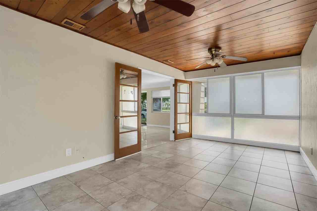 430 55th St N - Photo 7 of 26