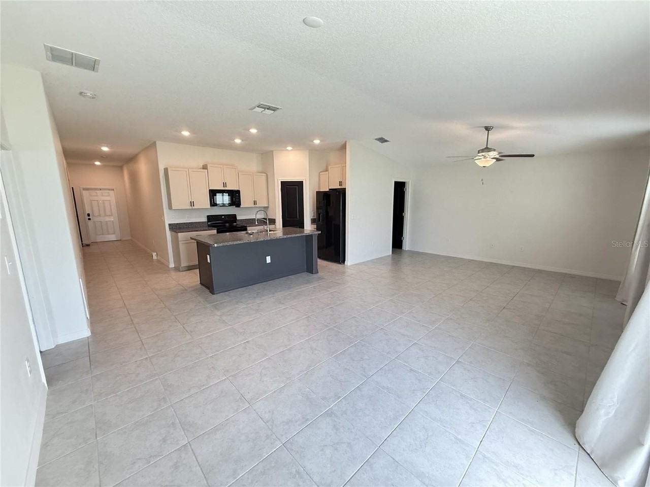 14906 Imperial Purple Ln - Photo 4 of 25