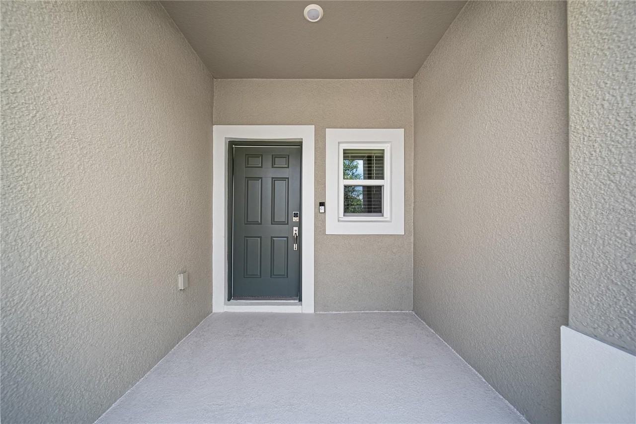 2085 Hallier Cv - Photo 3 of 24