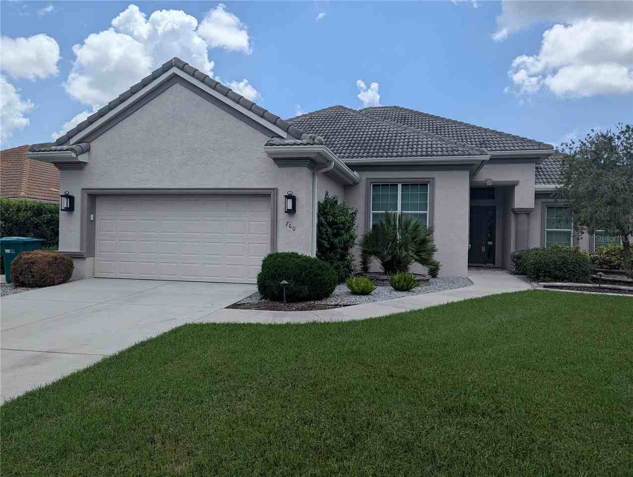 760 N Hunt Club Dr