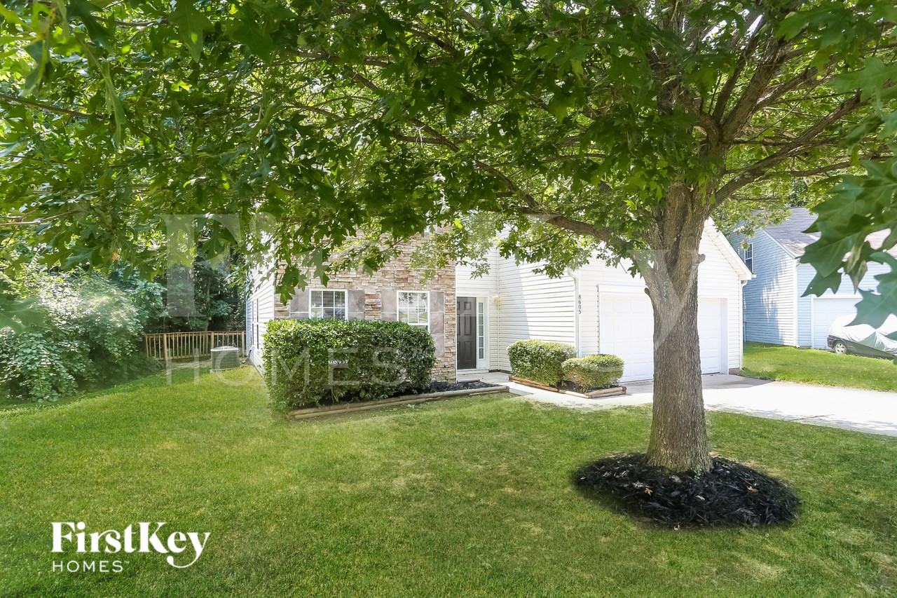 8605 Royal Bluff Dr - Photo 4 of 16