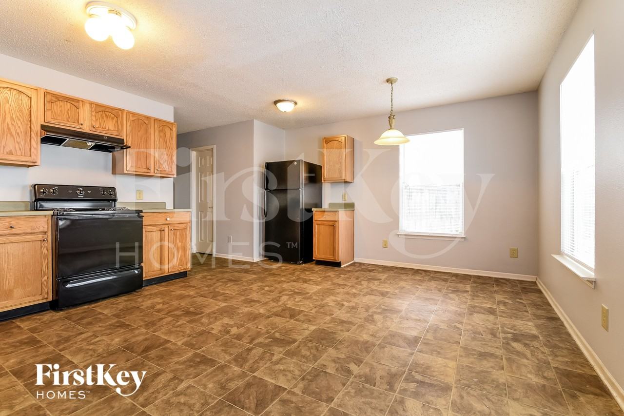 7915 Caraway Pl - Photo 6 of 16