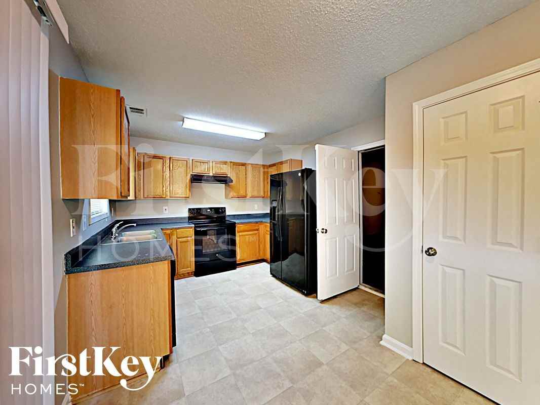 6958 Mahonia Pl - Photo 4 of 17