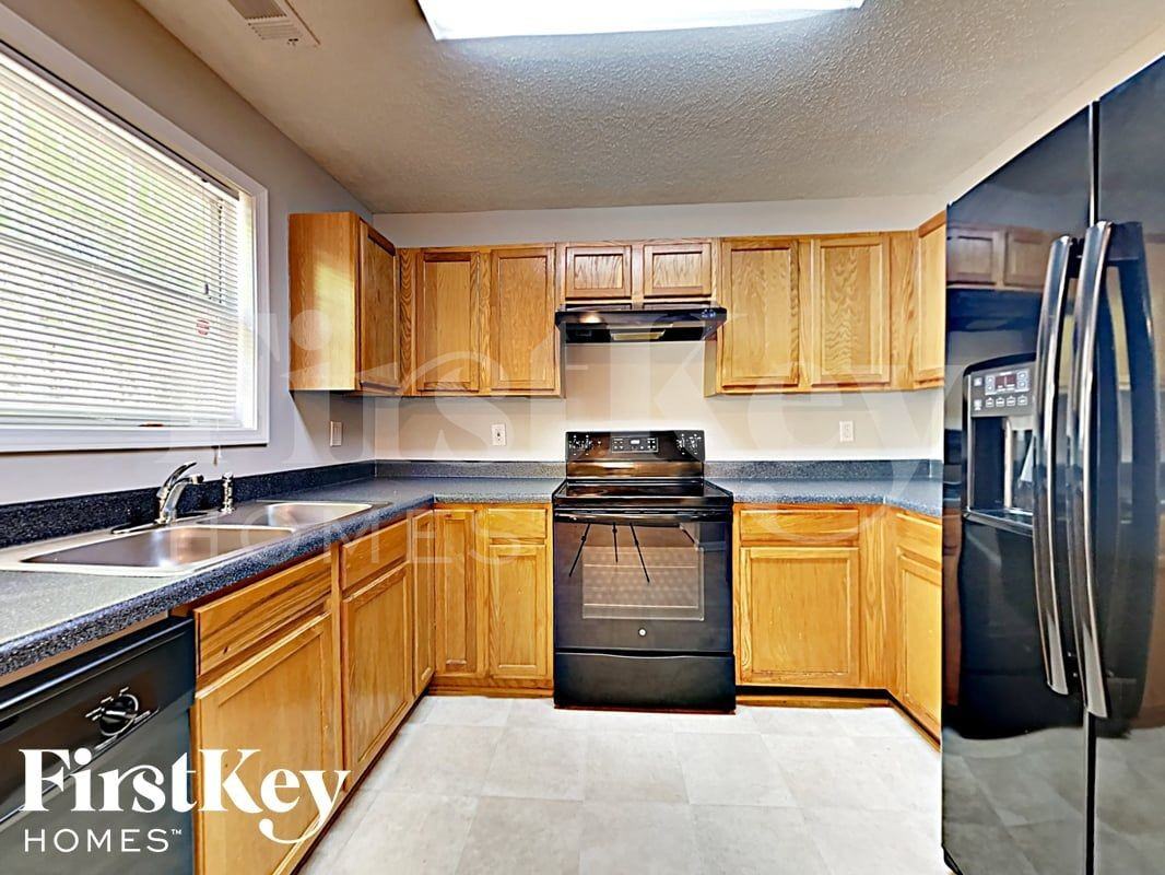 6958 Mahonia Pl - Photo 5 of 17
