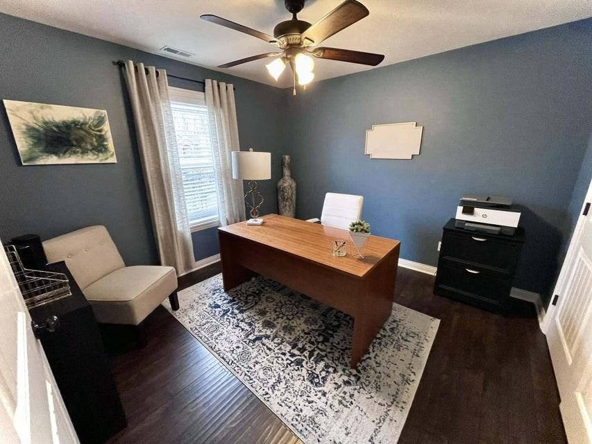 401 E Honey Ln - Photo 3 of 8