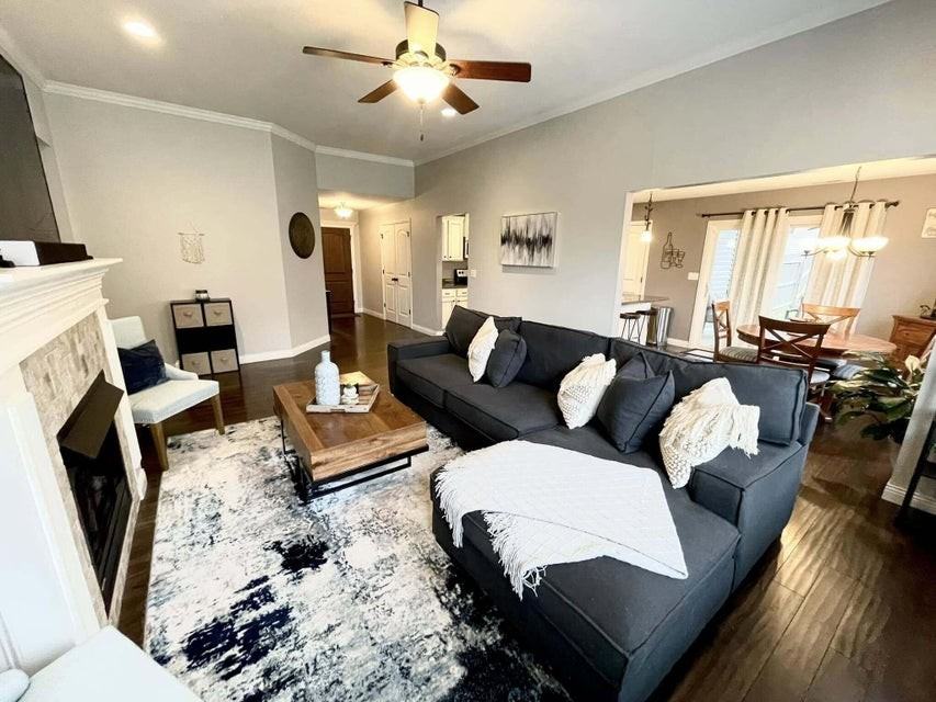 401 E Honey Ln - Photo 4 of 8