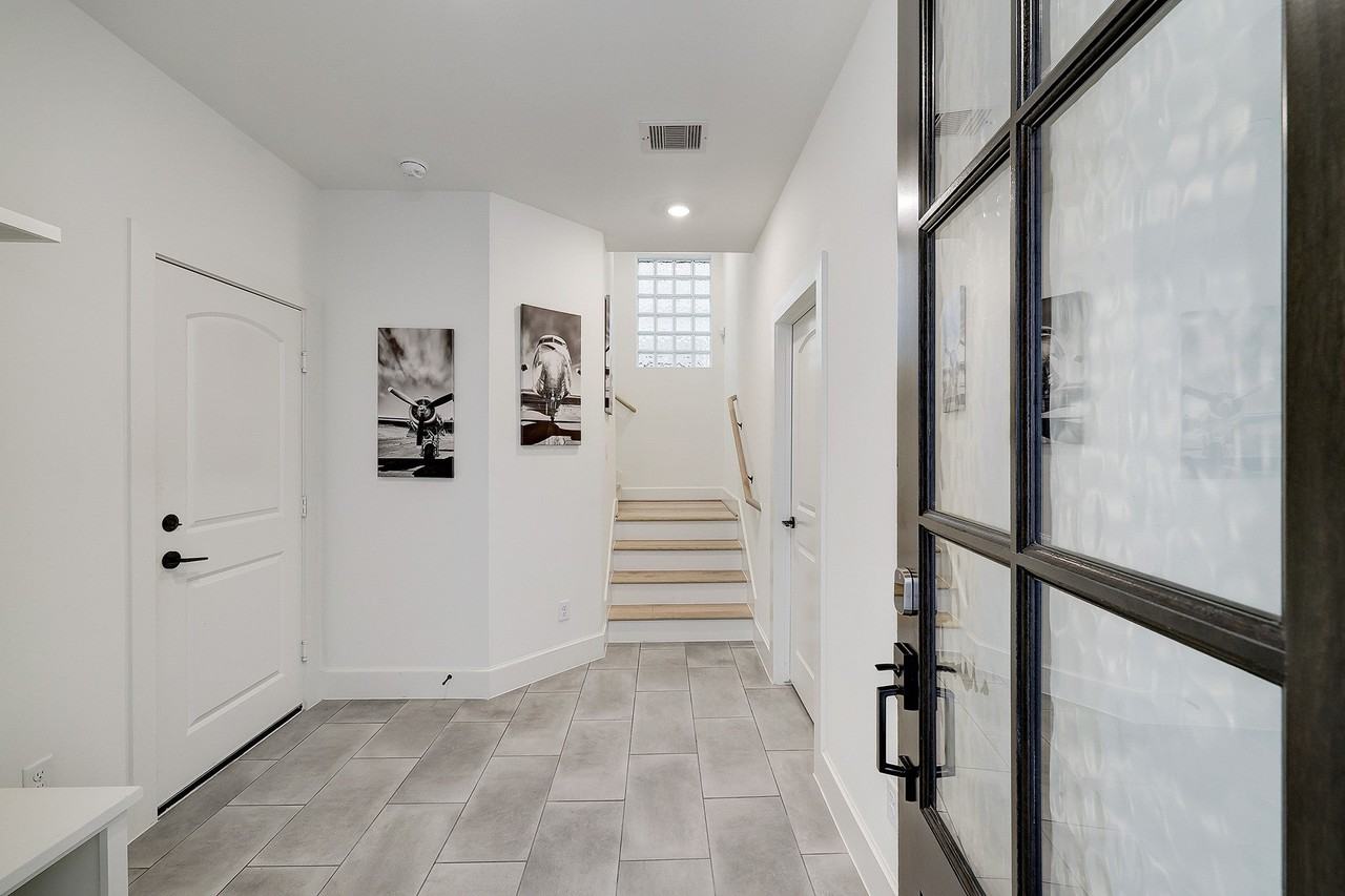 2015 Lou Ellen Ln - Photo 2 of 19