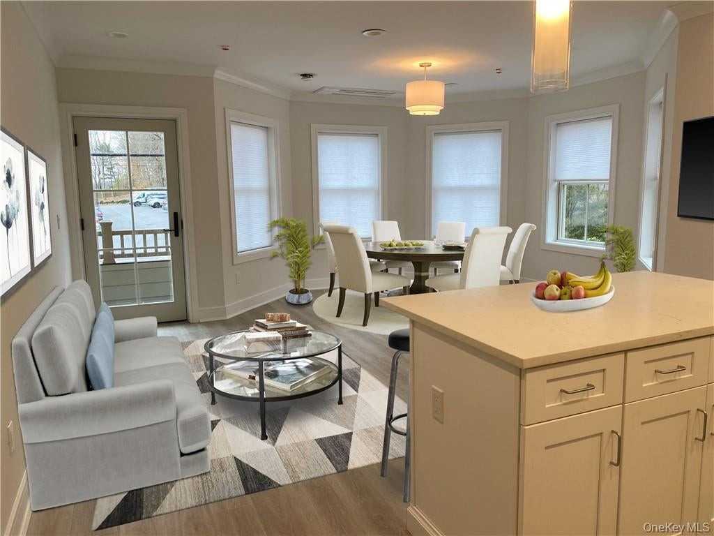 91 Bedford Rd - Photo 2 of 16