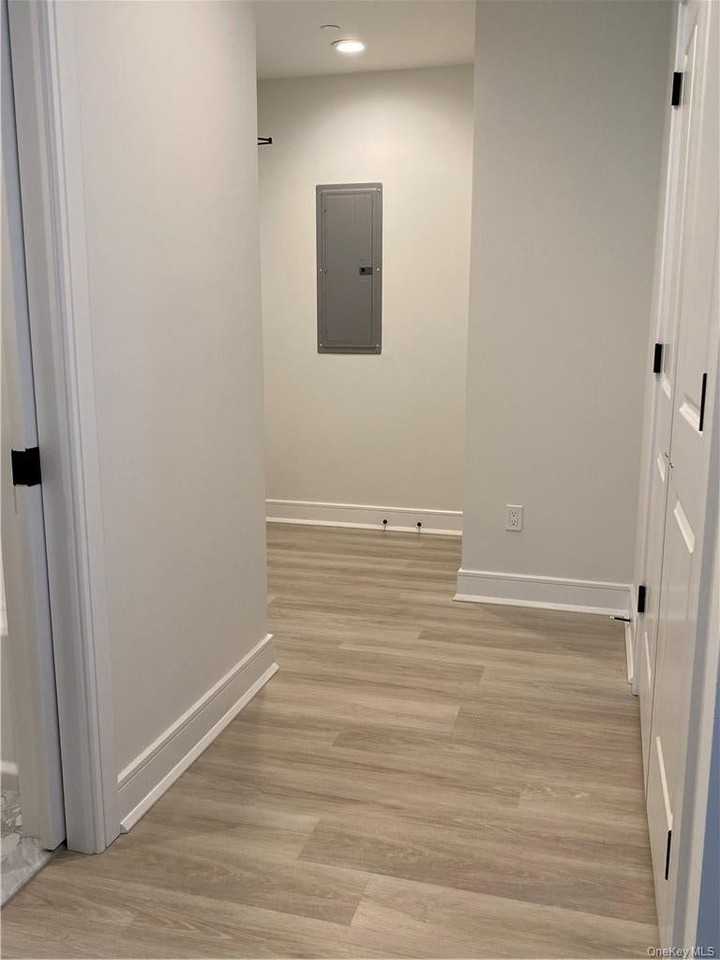 91 Bedford Rd - Photo 5 of 16