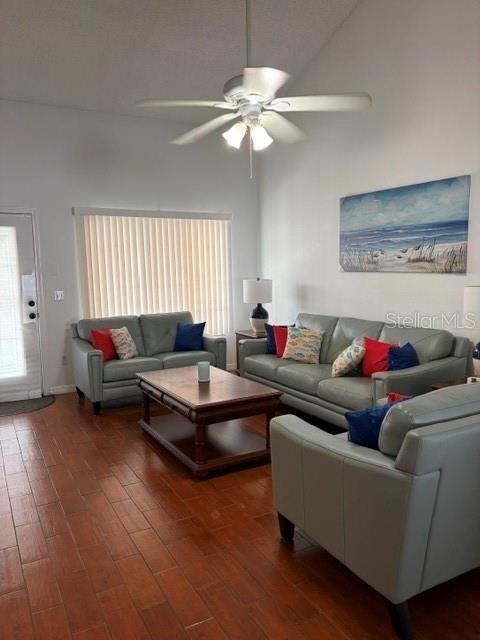 11424 Haymarket Ct - Photo 4 of 37
