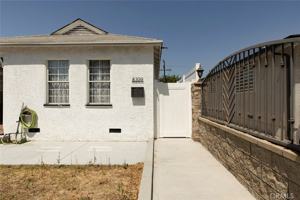 featured image of 8209 Bellingham Ave