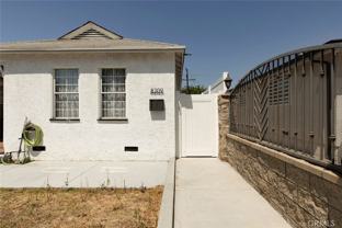 8209 Bellingham Ave - Photo 1 of 1