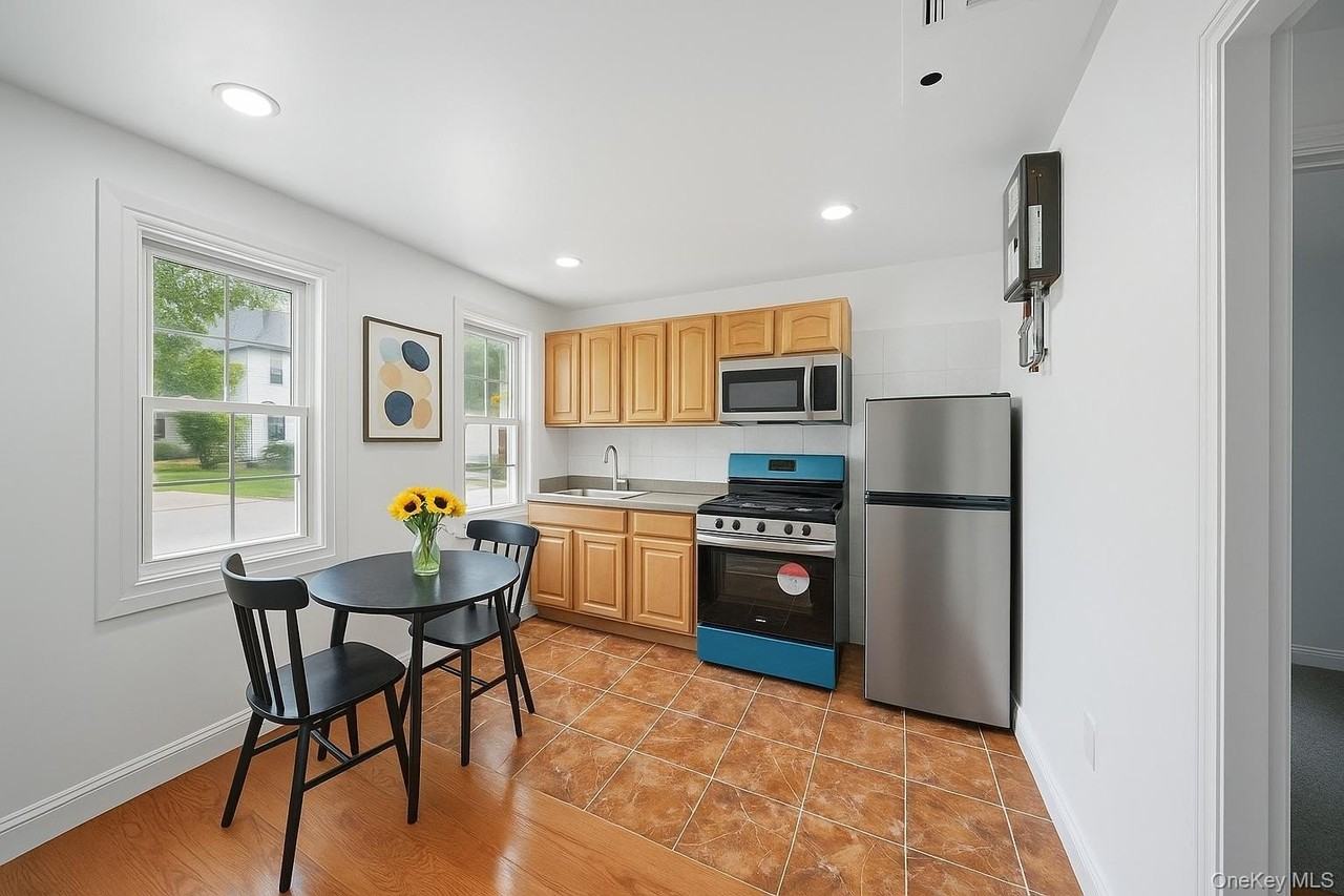 14 Yankee Pl #1 - Photo 3 of 12