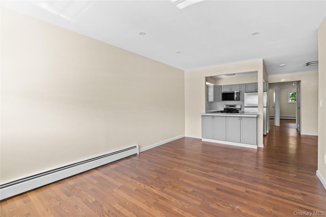 401 Olmstead Ave #2 - Photo 4 of 18
