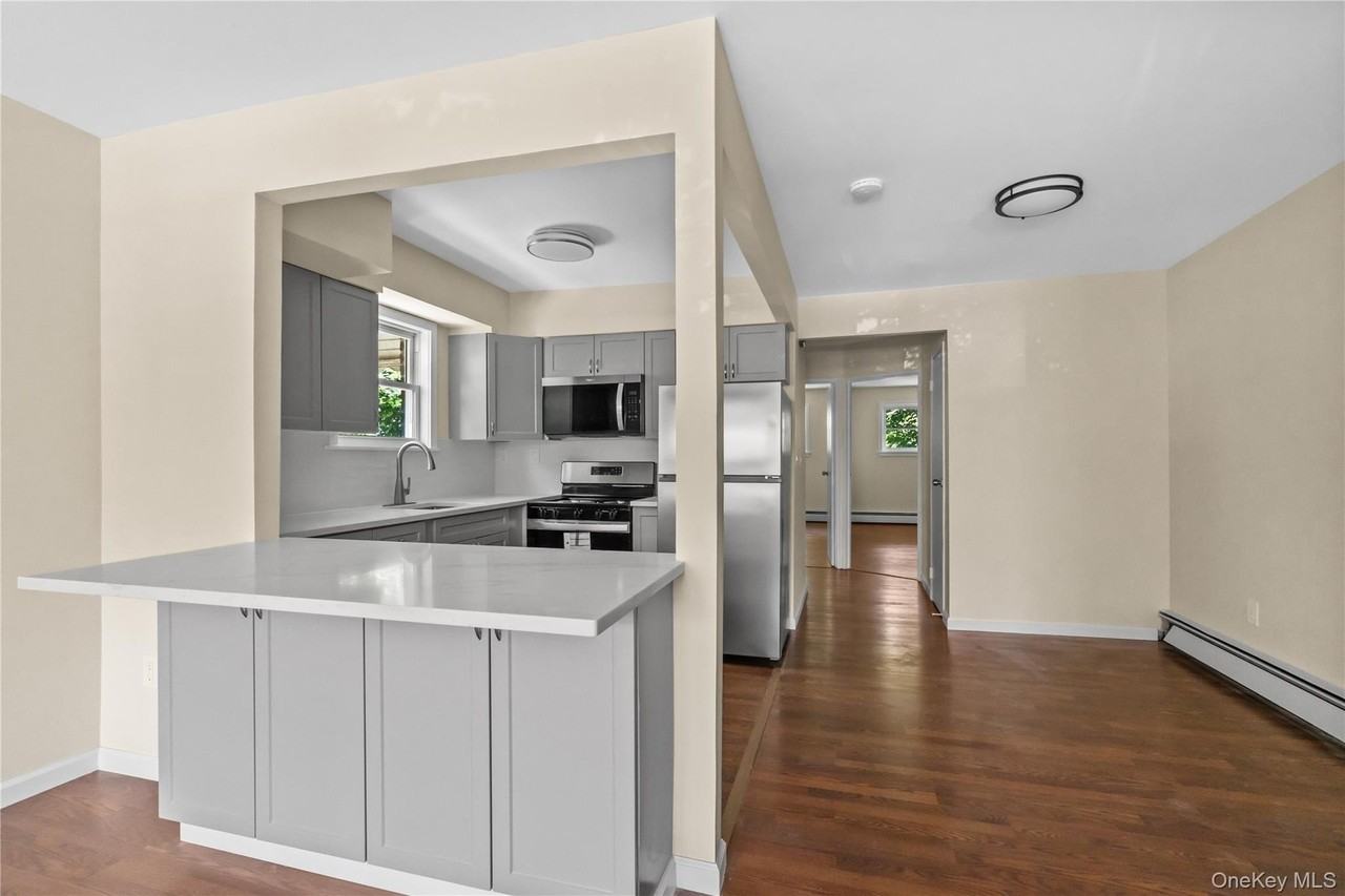 401 Olmstead Ave #2 - Photo 5 of 18