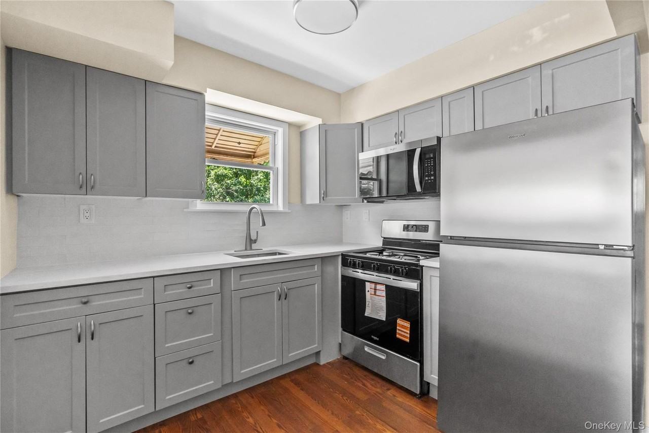 401 Olmstead Ave #2 - Photo 7 of 18