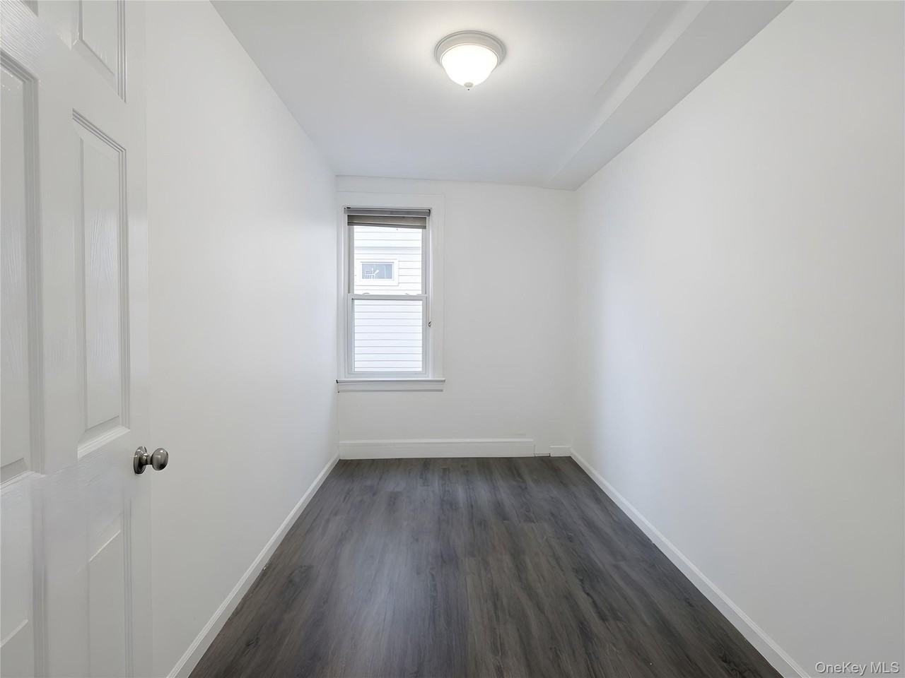 11328 209th St #1 - Photo 7 of 9