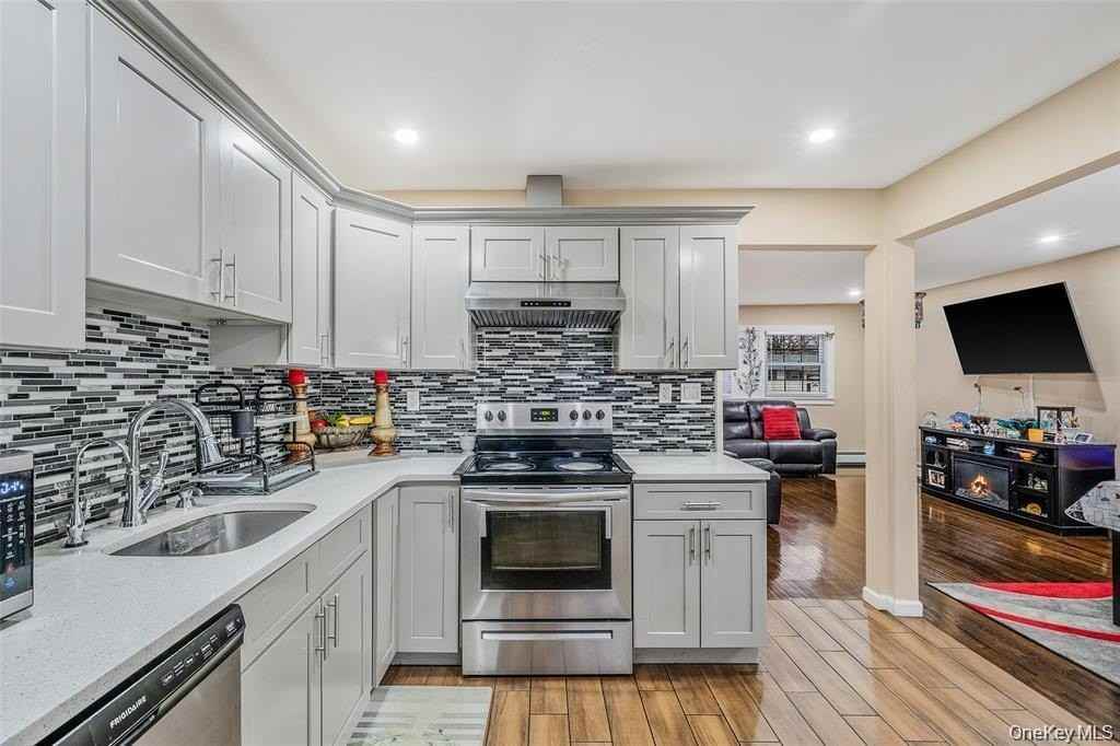 508 Nostrand Ave - Photo 3 of 8